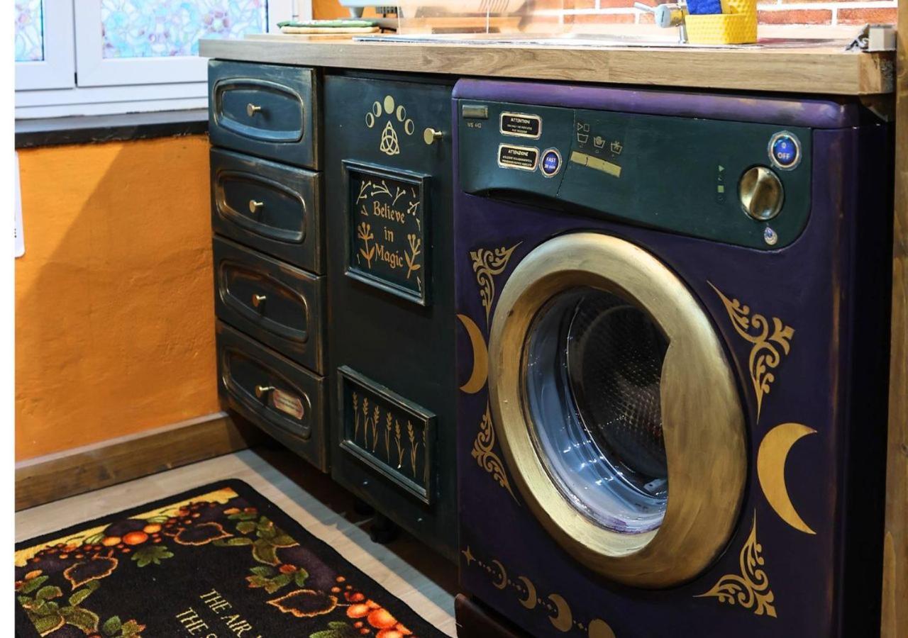 La Casa Di Strega Euphoria - Casa Vacanza Tra Arte E Magia Viterbe Extérieur photo