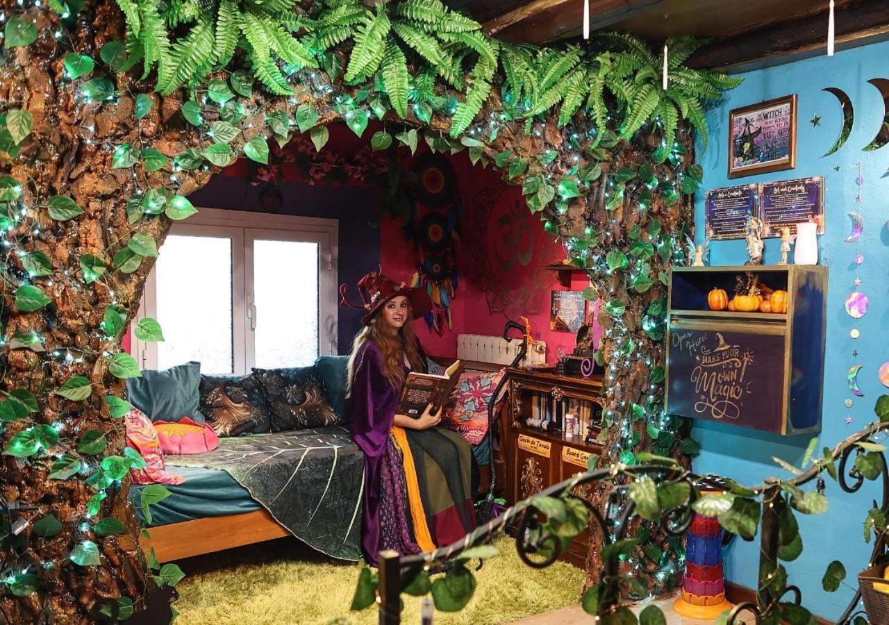 La Casa Di Strega Euphoria - Casa Vacanza Tra Arte E Magia Viterbe Extérieur photo