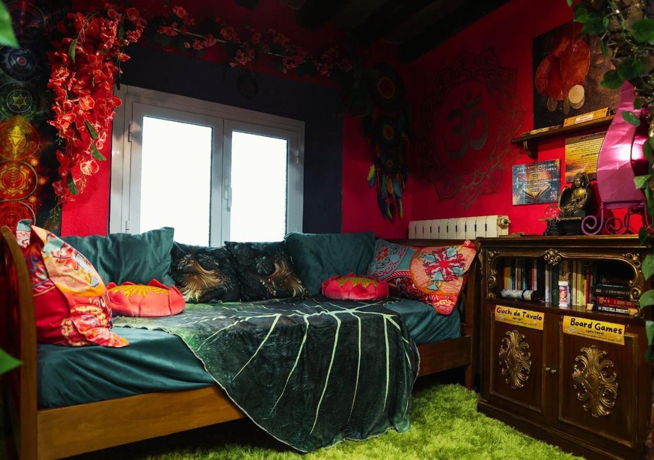 La Casa Di Strega Euphoria - Casa Vacanza Tra Arte E Magia Viterbe Extérieur photo